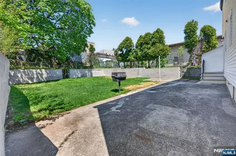 33 Westminster Place Garfield NJ 07026