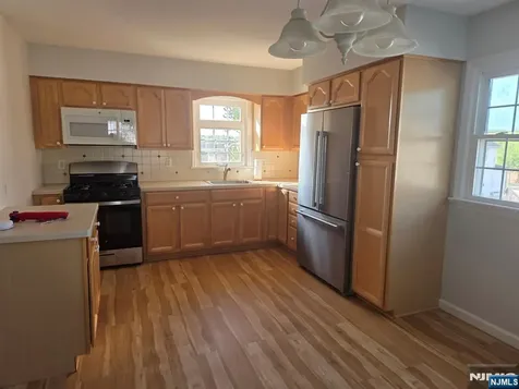 633 10th Street Lyndhurst NJ 07071