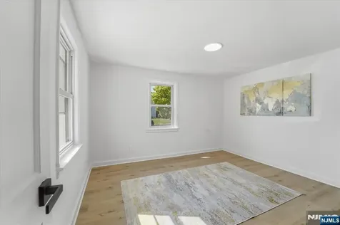 48 Delaware Avenue Carteret NJ 07008
