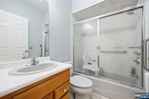 56 Burnet Hill Road Livingston NJ 07039