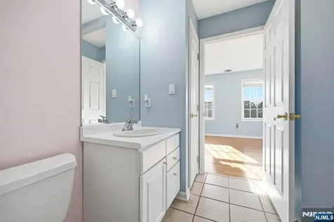 56 Burnet Hill Road Livingston NJ 07039