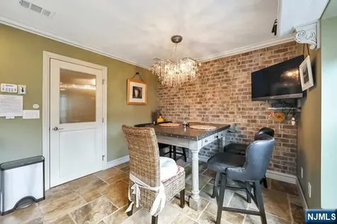 549 Windsor Drive Palisades Park NJ 07650