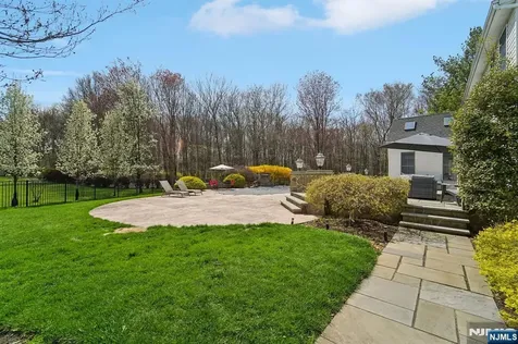 2 Harvest Lane Washington Township NJ 07853
