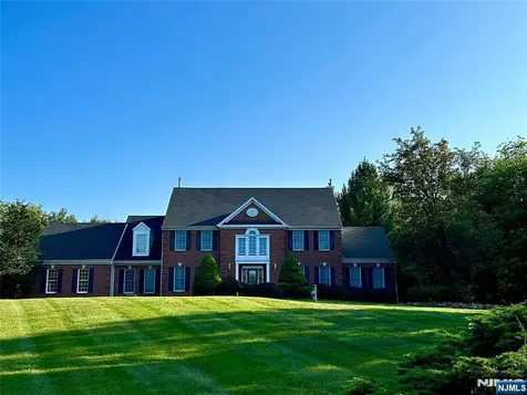 2 Harvest Lane Washington Township NJ 07853