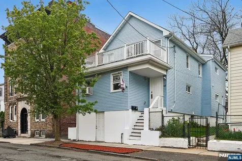 416 Frankfort Street Orange NJ 07050
