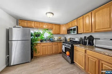 416 Frankfort Street Orange NJ 07050