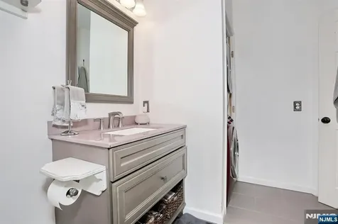 1314 Richmond Road West Milford NJ 07480