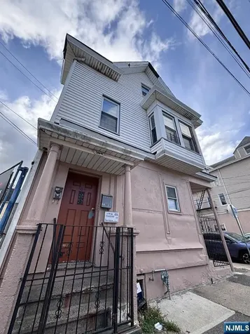 564 River Street Paterson NJ 07524