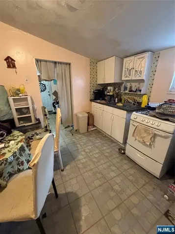 564 River Street Paterson NJ 07524