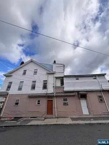 564 River Street Paterson NJ 07524