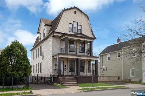 202 Sanford Street East Orange NJ 07018