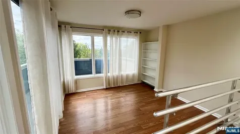 1275 Anderson Avenue Fort Lee NJ 07024