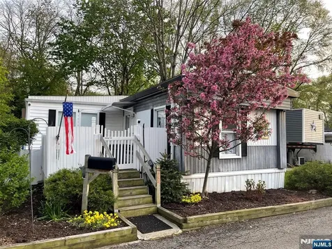 22 Ambassador Drive Wayne NJ 07470