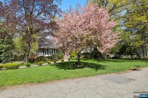 7 Douglas Terrace Woodcliff Lake NJ 07677