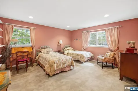 7 Douglas Terrace Woodcliff Lake NJ 07677