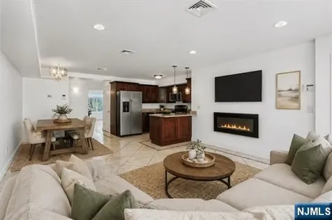 124 68th Street Guttenberg NJ 07093
