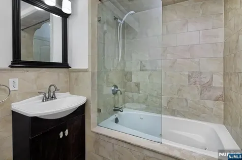 124 68th Street Guttenberg NJ 07093