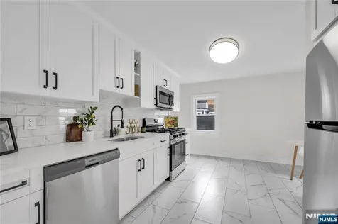 23 Maple Street Ramsey NJ 07446
