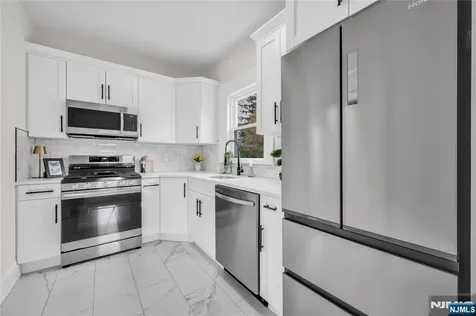 23 Maple Street Ramsey NJ 07446