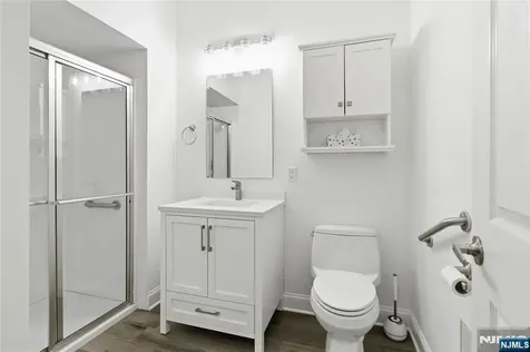 5301 Richmond Road West Milford NJ 07480