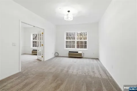 5301 Richmond Road West Milford NJ 07480