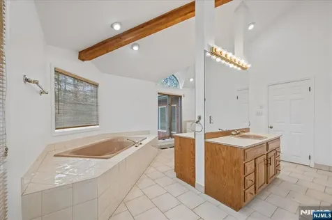 452 Harriot Avenue Harrington Park NJ 07640