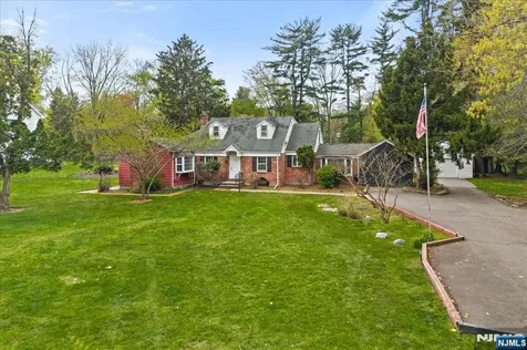 452 Harriot Avenue Harrington Park NJ 07640
