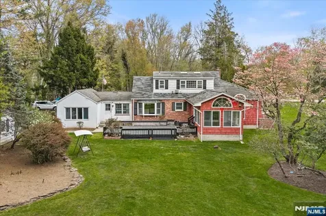 452 Harriot Avenue Harrington Park NJ 07640
