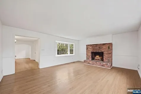 452 Harriot Avenue Harrington Park NJ 07640