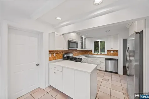 452 Harriot Avenue Harrington Park NJ 07640
