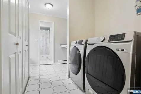 312 Lenox Avenue Pompton Lakes NJ 07442