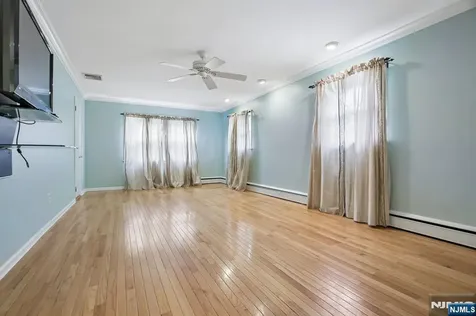 312 Lenox Avenue Pompton Lakes NJ 07442