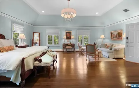 309 Waterview Drive Franklin Lakes NJ 07417