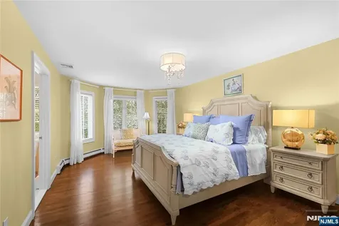 309 Waterview Drive Franklin Lakes NJ 07417
