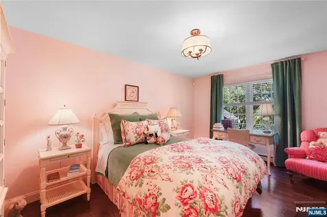 309 Waterview Drive Franklin Lakes NJ 07417