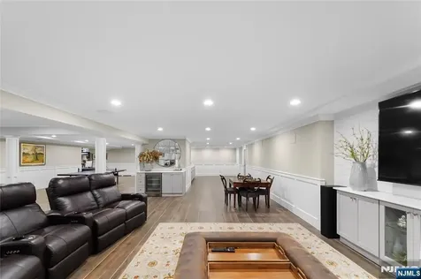 309 Waterview Drive Franklin Lakes NJ 07417