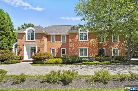 309 Waterview Drive Franklin Lakes NJ 07417