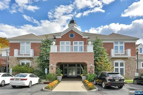 3213 Warrens Way Wanaque NJ 07465