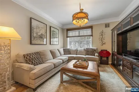 3213 Warrens Way Wanaque NJ 07465