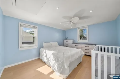 51 New Jersey Avenue Bergenfield NJ 07621