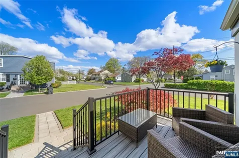 51 New Jersey Avenue Bergenfield NJ 07621