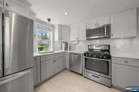 51 New Jersey Avenue Bergenfield NJ 07621