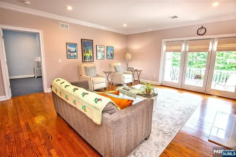 5 Tenakill Park Cresskill NJ 07626
