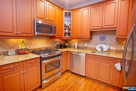 5 Tenakill Park Cresskill NJ 07626