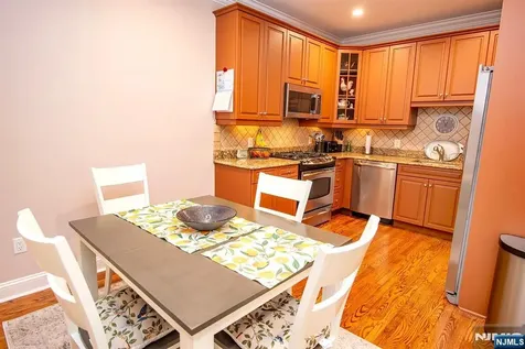 5 Tenakill Park Cresskill NJ 07626