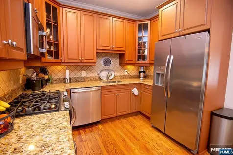 5 Tenakill Park Cresskill NJ 07626