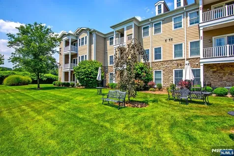 5 Tenakill Park Cresskill NJ 07626