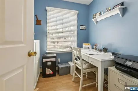 30 Lincoln Place Waldwick NJ 07463