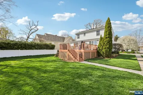 30 Lincoln Place Waldwick NJ 07463