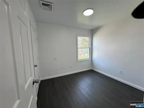 23 Highland Street Paterson NJ 07524